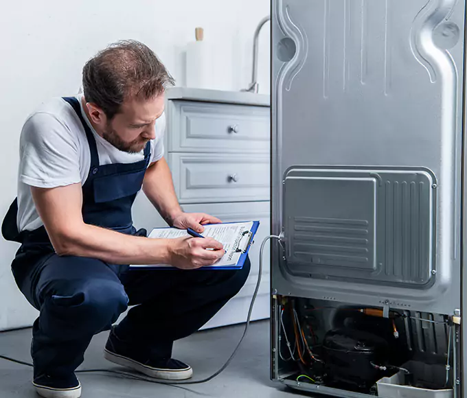 Why Woburn, MA Homeowners Choose Appliance Repair Woburn for Refrigerator Leak Repair?